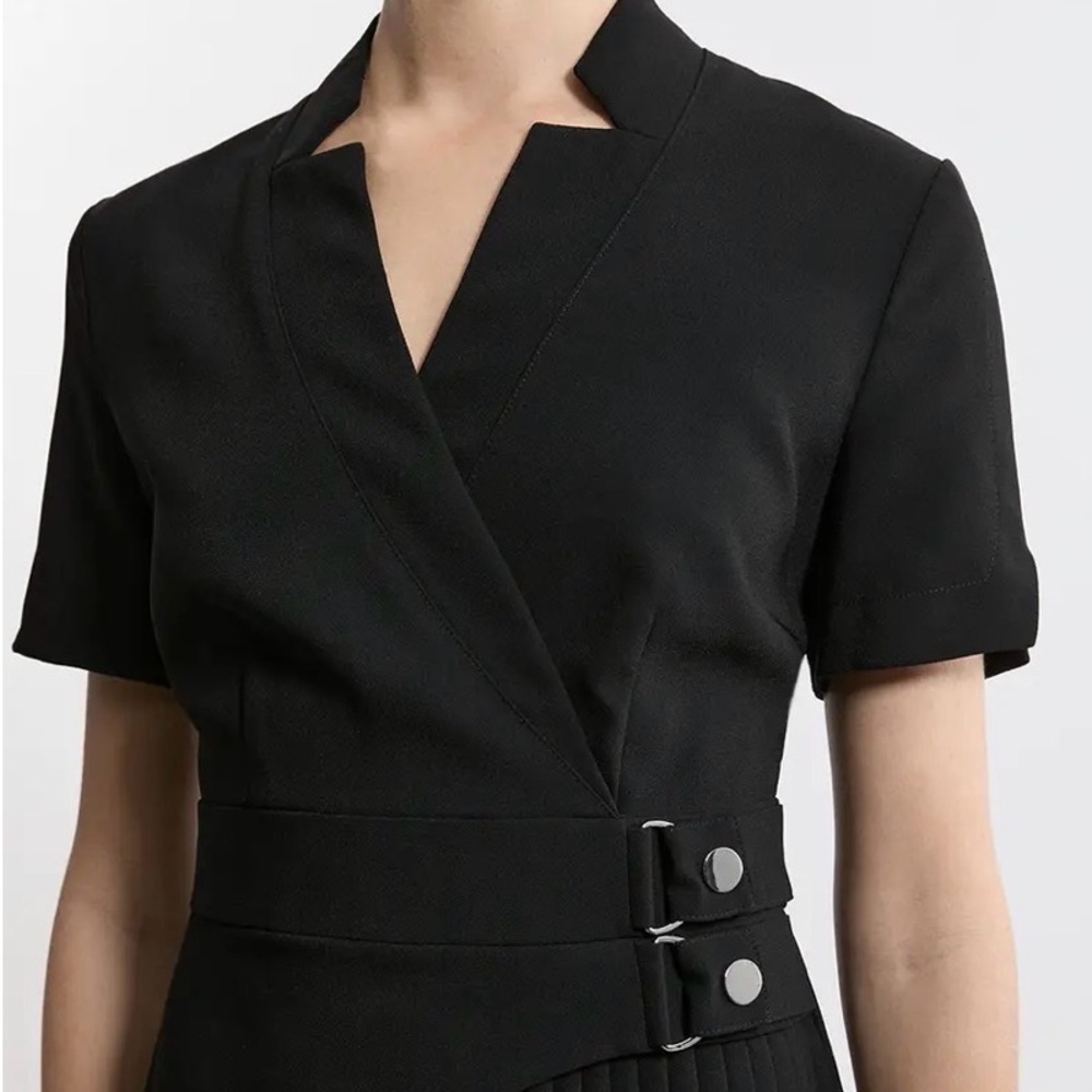 Karen Millen Military Black Pleat Wrap-Front Mini Dress with Side Buckle Size 16 - Picture 2 of 15